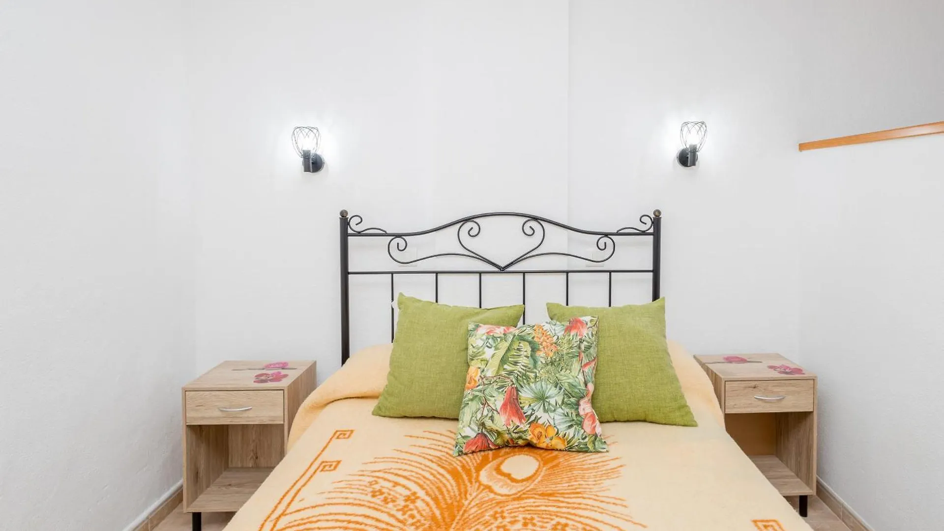 Lightbooking Las Arenas Playa Del Ingles Las Palmas de Gran Canaria 0*,  Spain