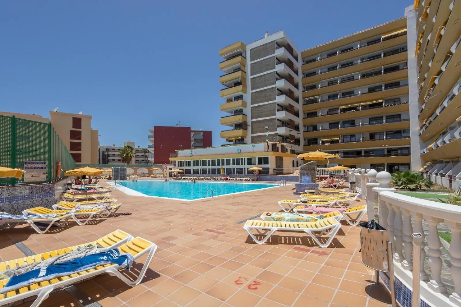Lightbooking Las Arenas Playa Del Ingles Las Palmas de Gran Canaria Spain